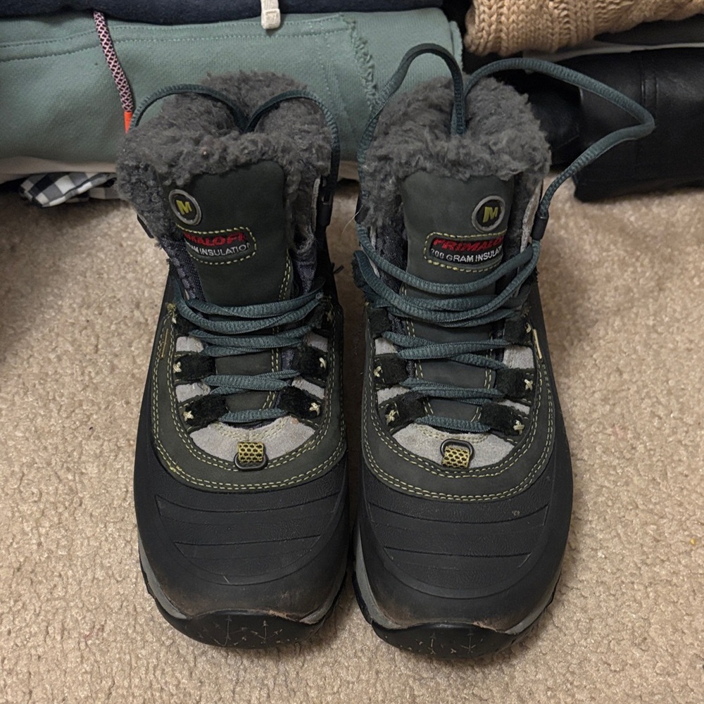 Merrell Women's Winter Hiking Boots - Green & Black with Gray Fur